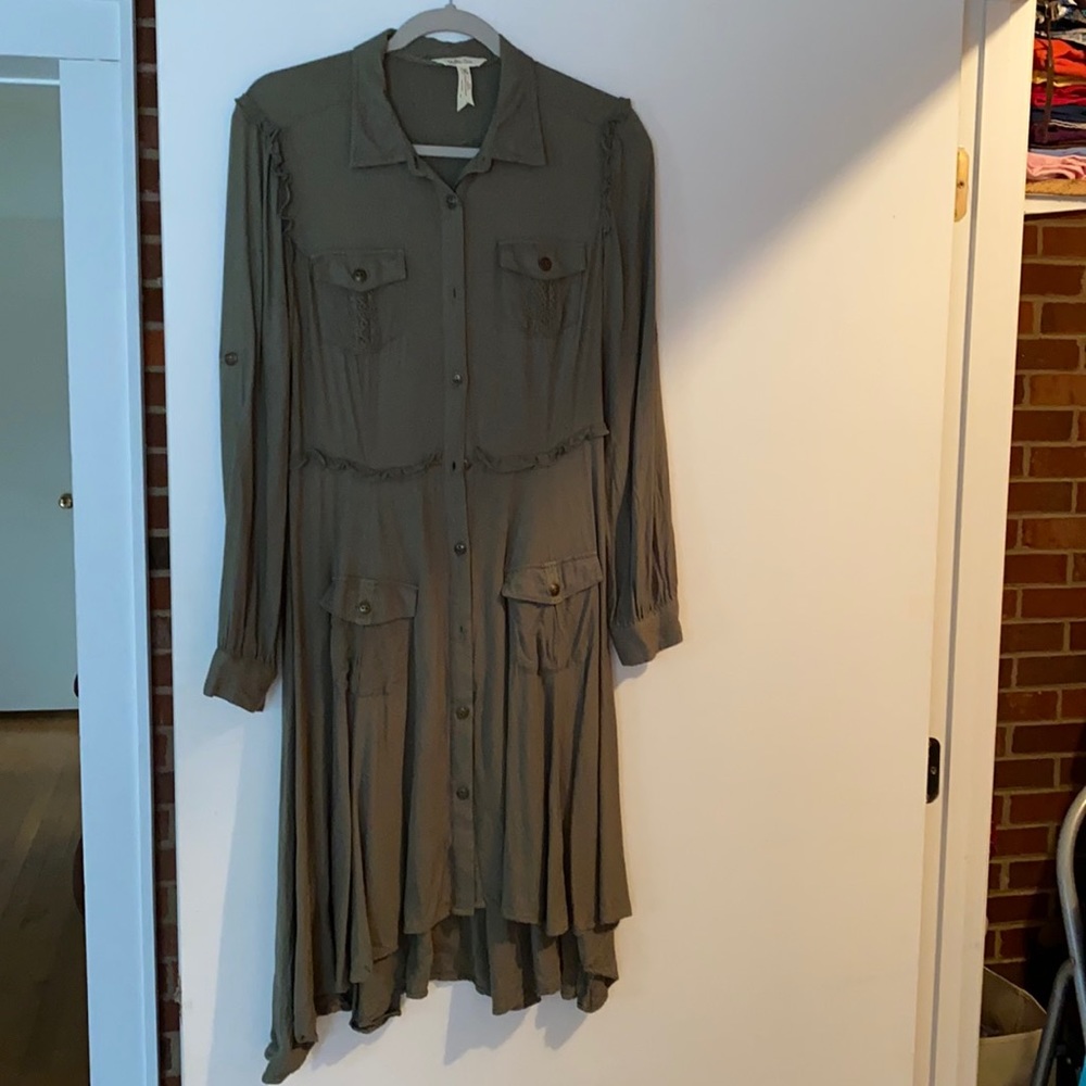 Women’s dress